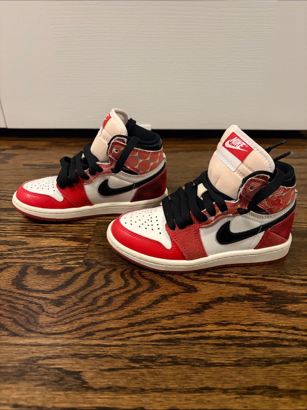 Jordan 1 Retro High OG Spider Man University Red/Black Kids Size 11C